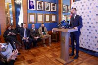 Zadar: Konferencija za novinare u Maloj vijećnici Grada Zadra