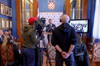 Zadar: Konferencija za novinare u Maloj vijećnici Grada Zadra