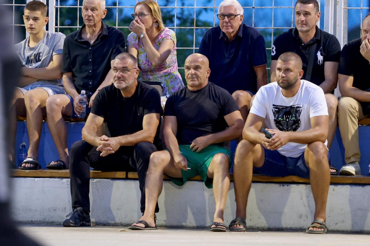 Zadar: Doktori i Poglavarstvo odigrali tradicionalnu malonogometnu utakmicu Zadar: Doktori i Poglavarstvo odigrali tradicionalnu malonogometnu utakmicu