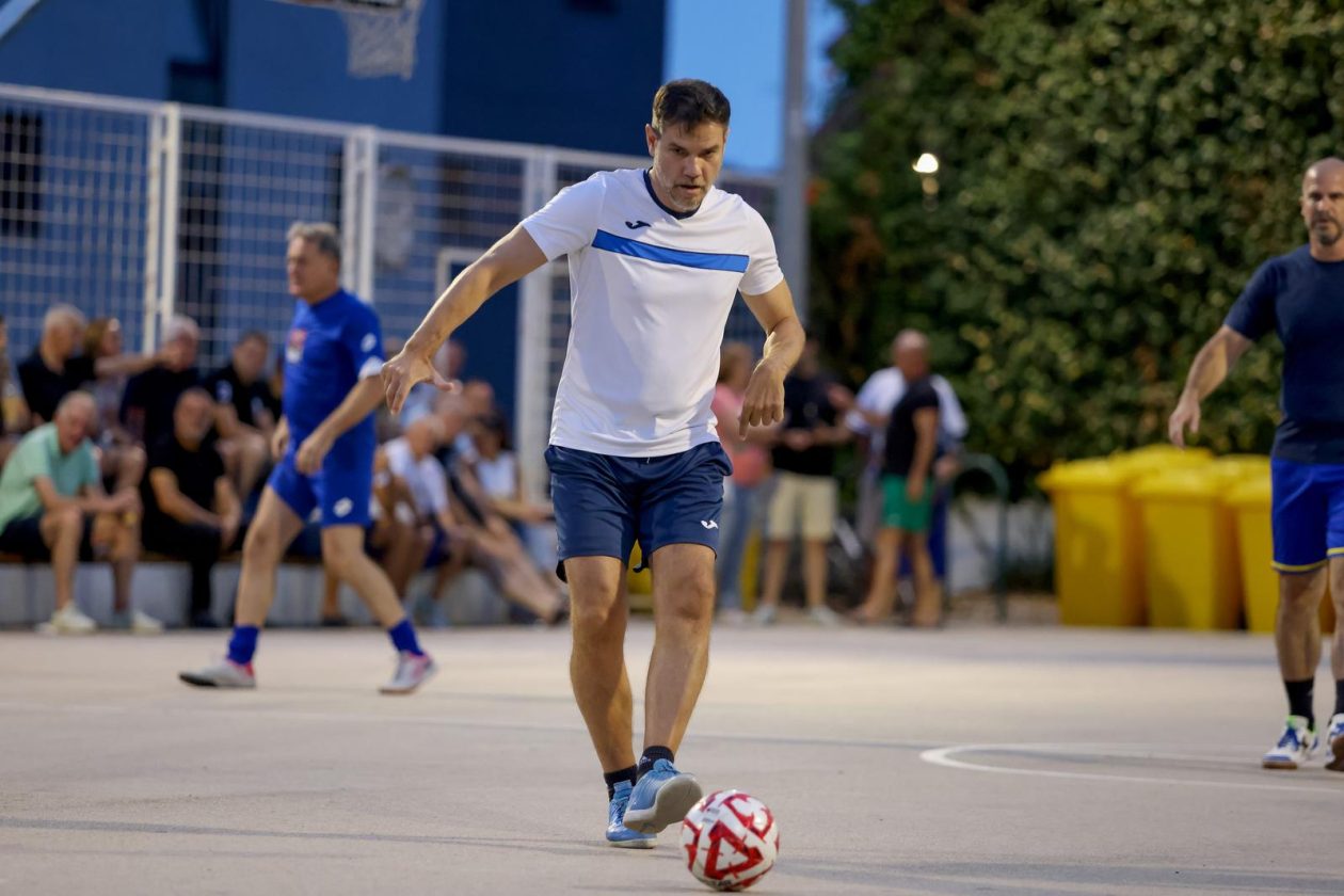 Zadar: Doktori i Poglavarstvo odigrali tradicionalnu malonogometnu utakmicu Zadar: Doktori i Poglavarstvo odigrali tradicionalnu malonogometnu utakmicu