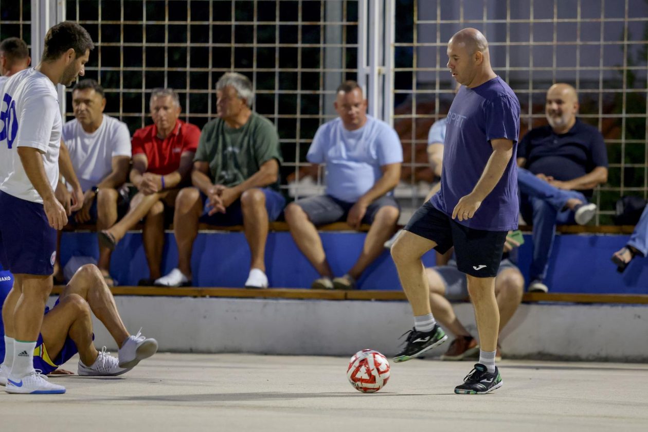 Zadar: Doktori i Poglavarstvo odigrali tradicionalnu malonogometnu utakmicu Zadar: Doktori i Poglavarstvo odigrali tradicionalnu malonogometnu utakmicu