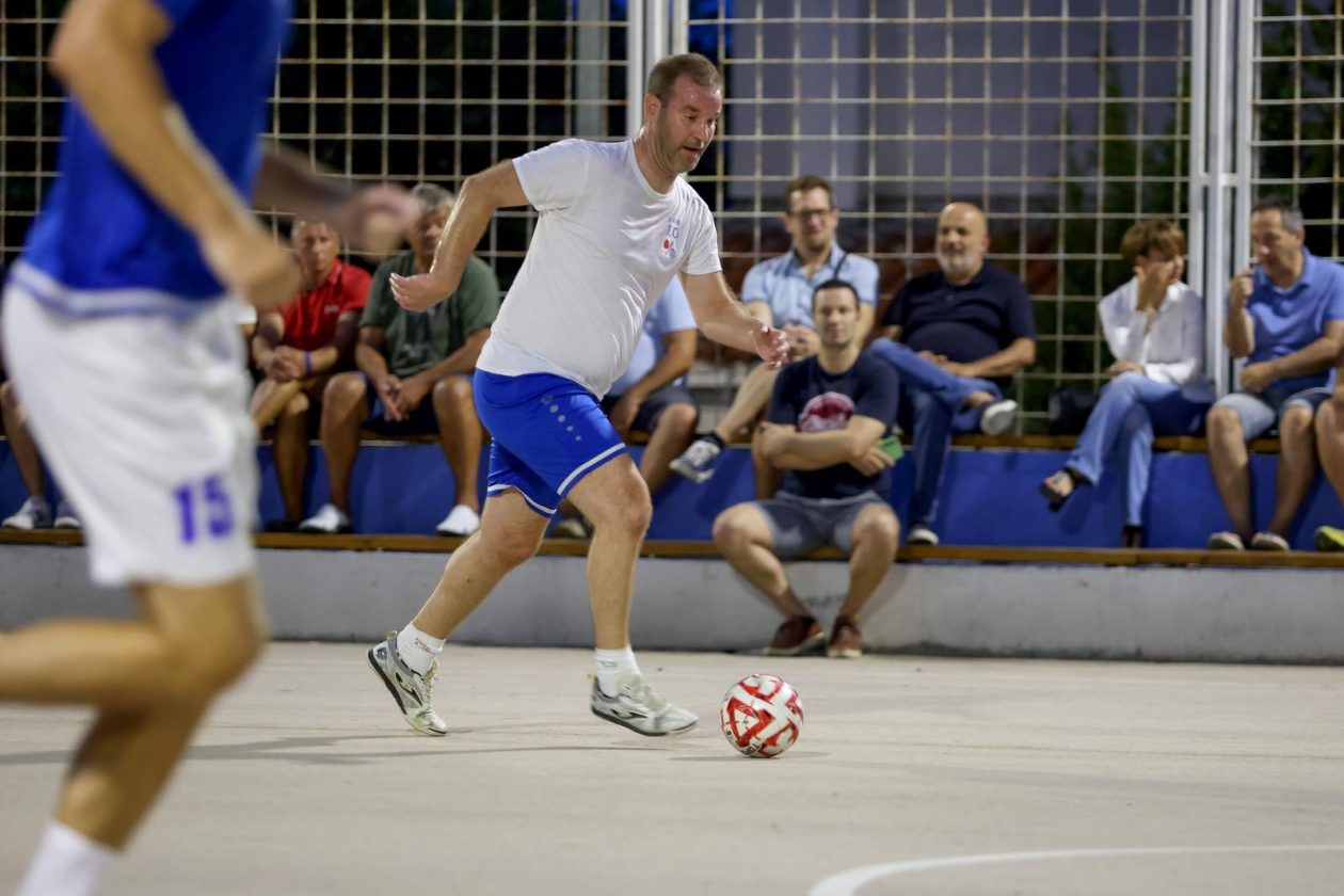 Zadar: Doktori i Poglavarstvo odigrali tradicionalnu malonogometnu utakmicu Zadar: Doktori i Poglavarstvo odigrali tradicionalnu malonogometnu utakmicu