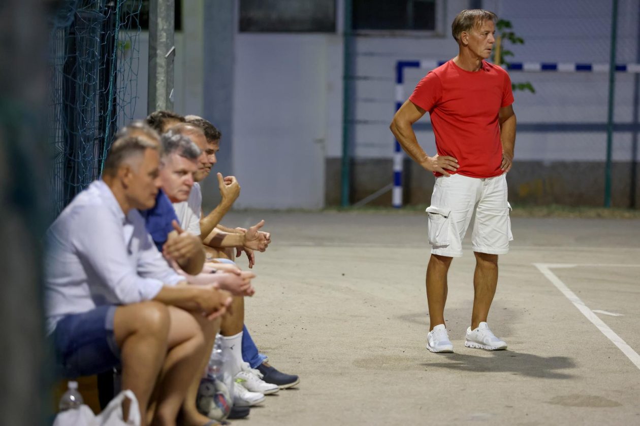 Zadar: Doktori i Poglavarstvo odigrali tradicionalnu malonogometnu utakmicu Zadar: Doktori i Poglavarstvo odigrali tradicionalnu malonogometnu utakmicu