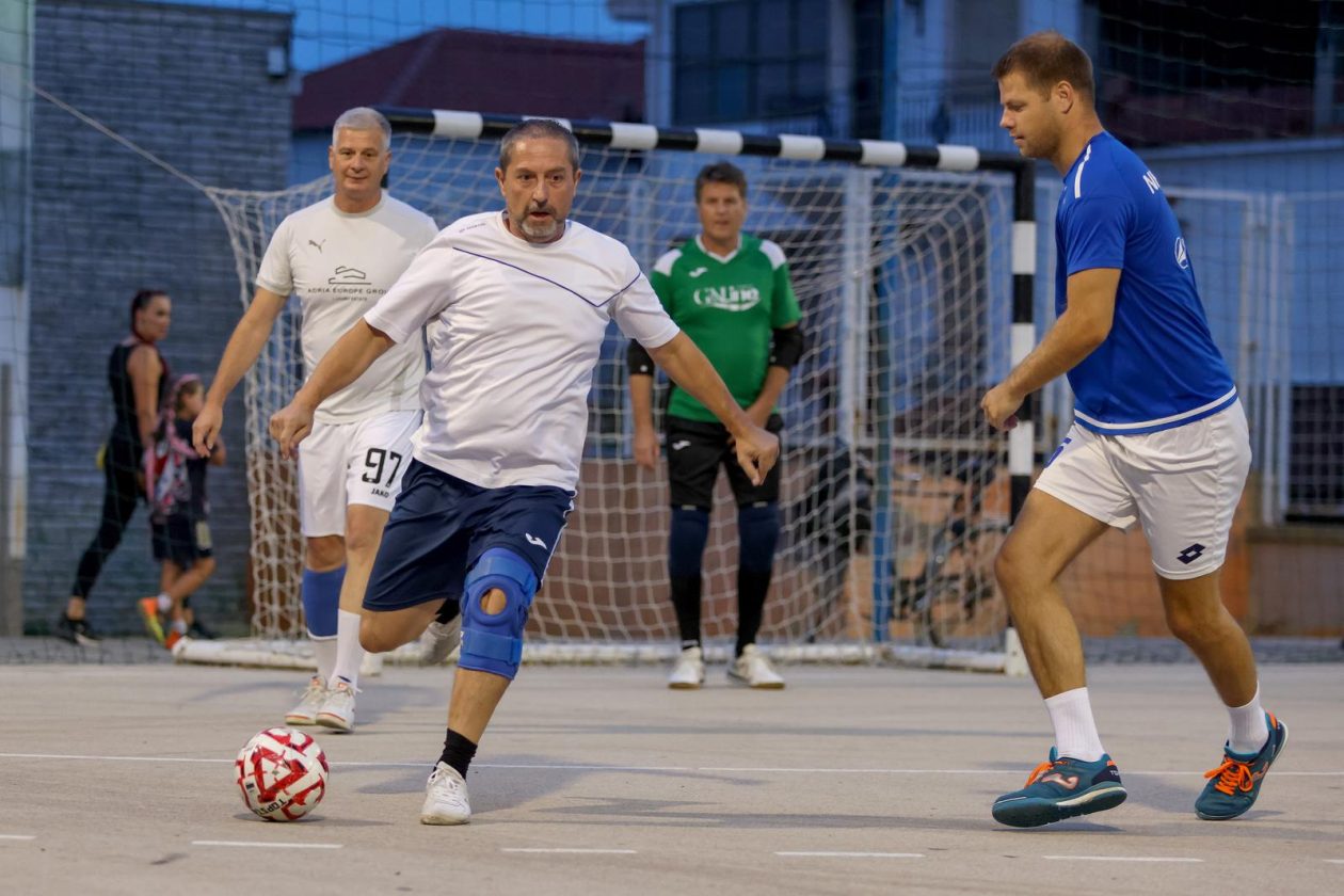 Zadar: Doktori i Poglavarstvo odigrali tradicionalnu malonogometnu utakmicu Zadar: Doktori i Poglavarstvo odigrali tradicionalnu malonogometnu utakmicu