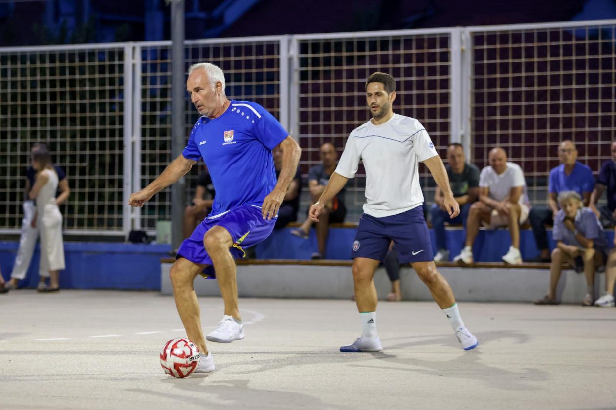 Zadar: Doktori i Poglavarstvo odigrali tradicionalnu malonogometnu utakmicu Zadar: Doktori i Poglavarstvo odigrali tradicionalnu malonogometnu utakmicu