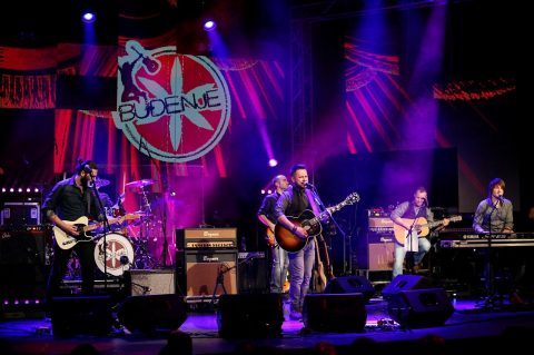 Zagreb: Grupa Bu?enje koncertom u Kerempuhu promovirala svoj posljednji album Zagreb: Grupa Bu?enje koncertom u Kerempuhu promovirala svoj posljednji album