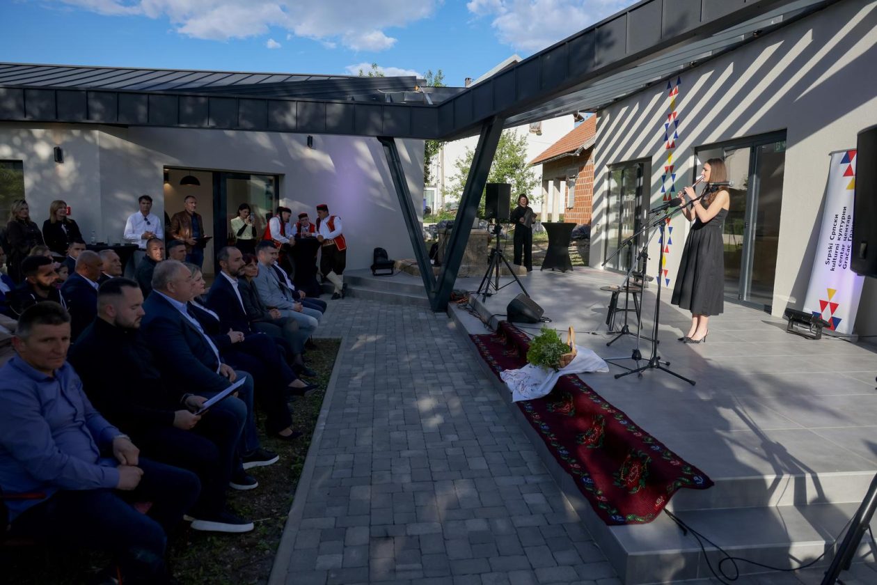 Gračac: Svečano otvorenje Srpskog kulturnog centra Gračac: Svečano otvorenje Srpskog kulturnog centra