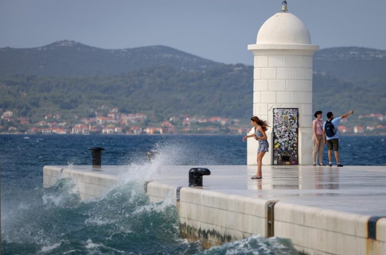 Jugo na zadarskoj rivi