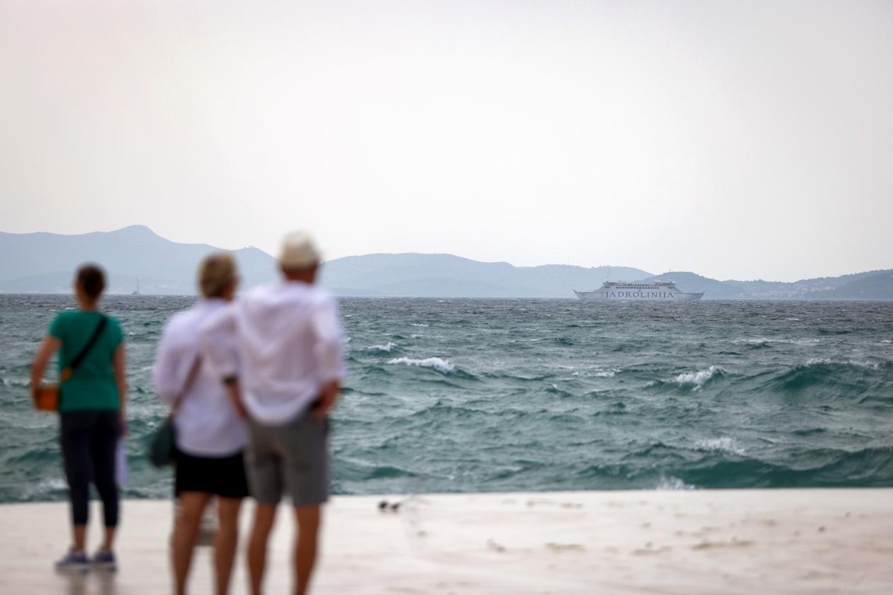 Jugo na zadarskoj rivi Jugo na zadarskoj rivi