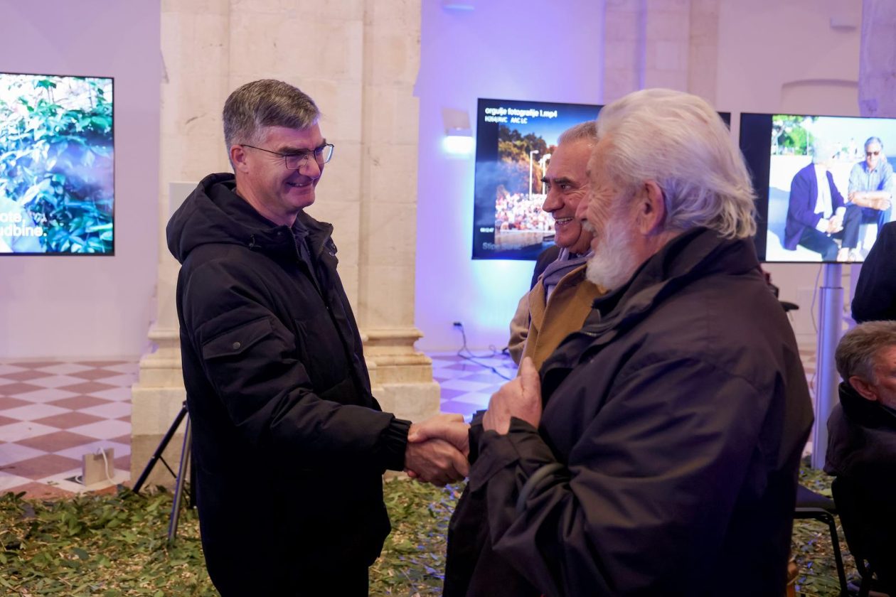 Izložba 20 godina Morskih orgulja