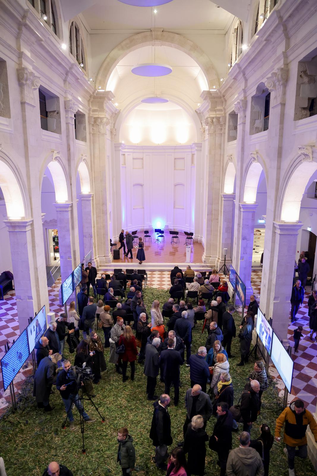 Izložba 20 godina Morskih orgulja