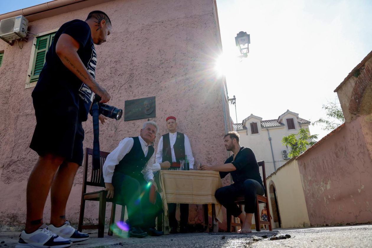 Hrvatska vaterpolo reprezentacija snimila kalendar u Sv. Filip i Jakovu