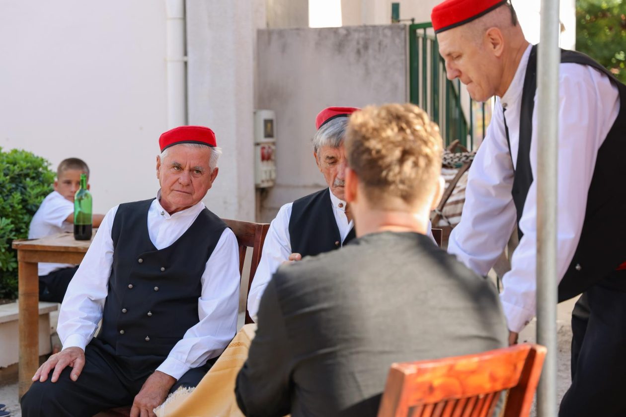 Hrvatska vaterpolo reprezentacija snimila kalendar u Sv. Filip i Jakovu