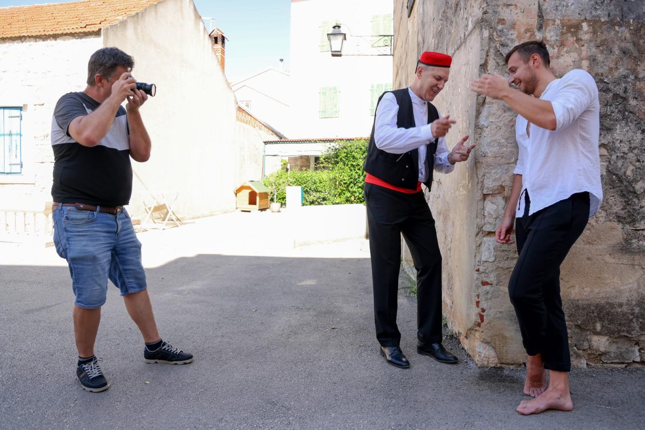 Hrvatska vaterpolo reprezentacija snimila kalendar u Sv. Filip i Jakovu