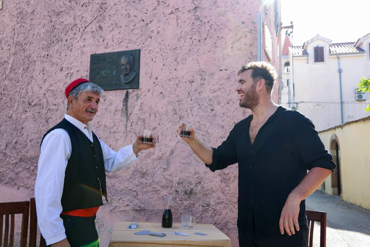 Hrvatska vaterpolo reprezentacija snimila kalendar u Sv. Filip i Jakovu