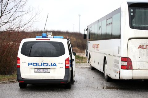 prometna autobus