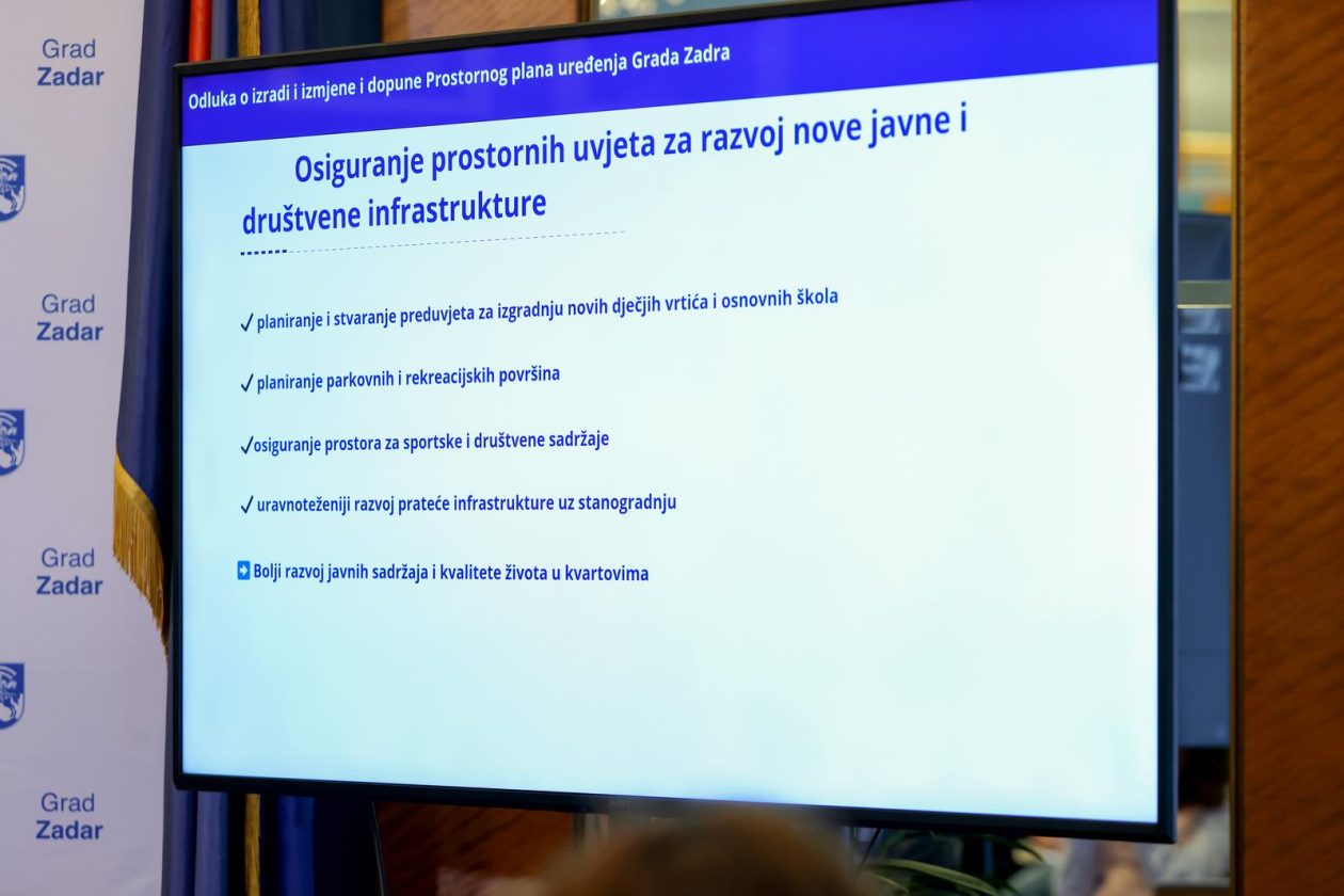 Zadar: Konferencija za novinare na temu izmjena i dopuna Prostornog plana Grada Zadra Zadar: Konferencija za novinare na temu izmjena i dopuna Prostornog plana Grada Zadra