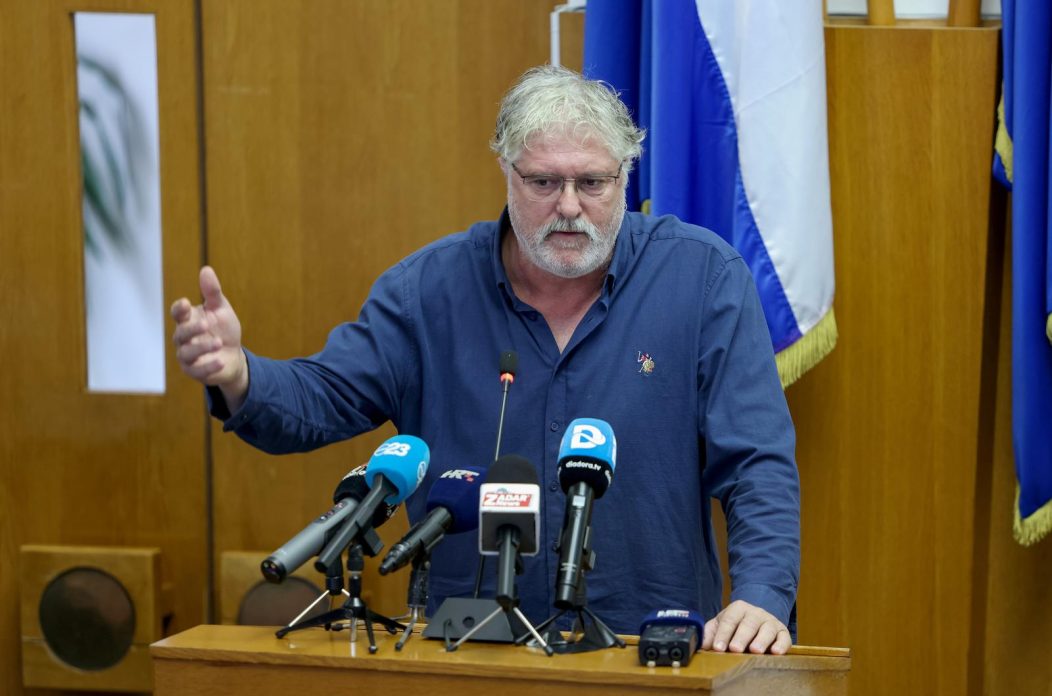 Zadar: 3. sjednica Gradskog vijeća povodom razmatranja aktualne problematike postupanja s opasnim otpadom Zadar: 3. sjednica Gradskog vijeća povodom razmatranja aktualne problematike postupanja s opasnim otpadom