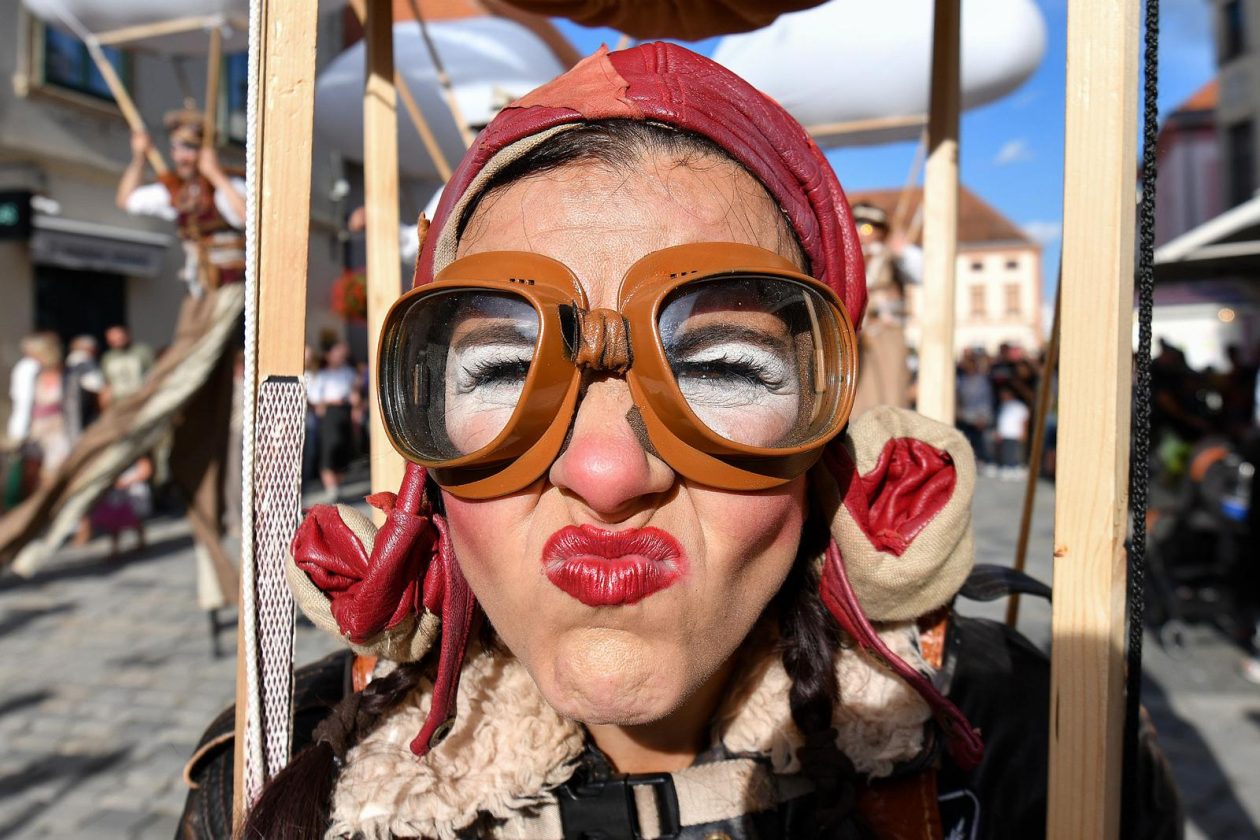 PIXSELL TOP 100 – 2025