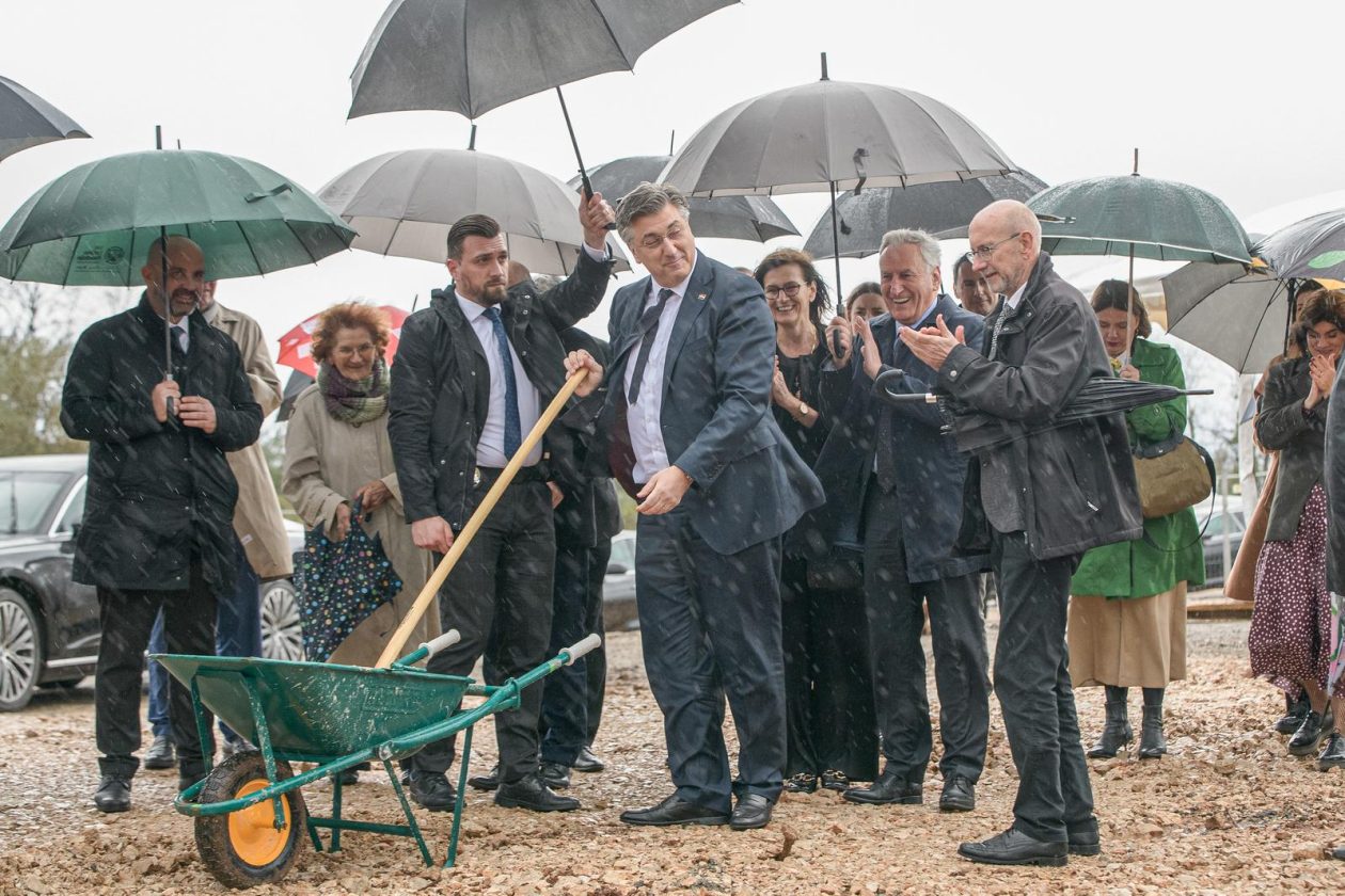 PIXSELL TOP 100 – 2025