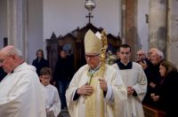 [FOTO] Zadarski nadbiskup Milan Zgrablić predvodio je svečano Božićno misno slavlje