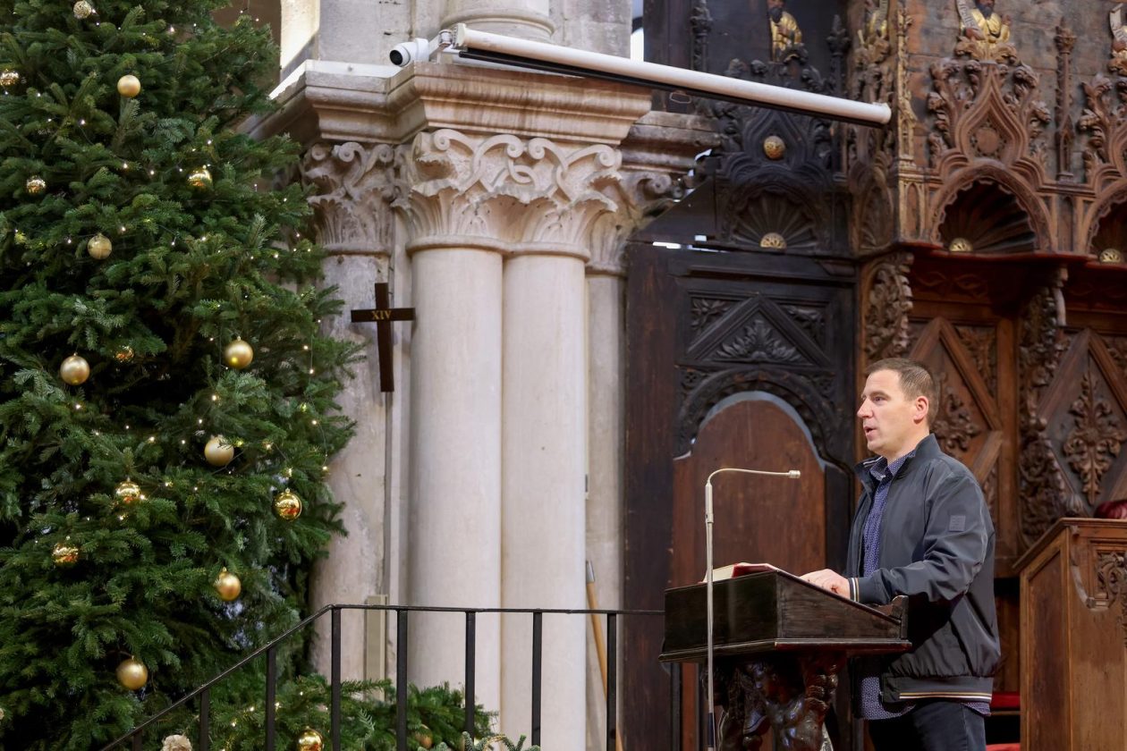 [FOTO] Zadarski nadbiskup Milan Zgrablić predvodio je svečano Božićno misno slavlje