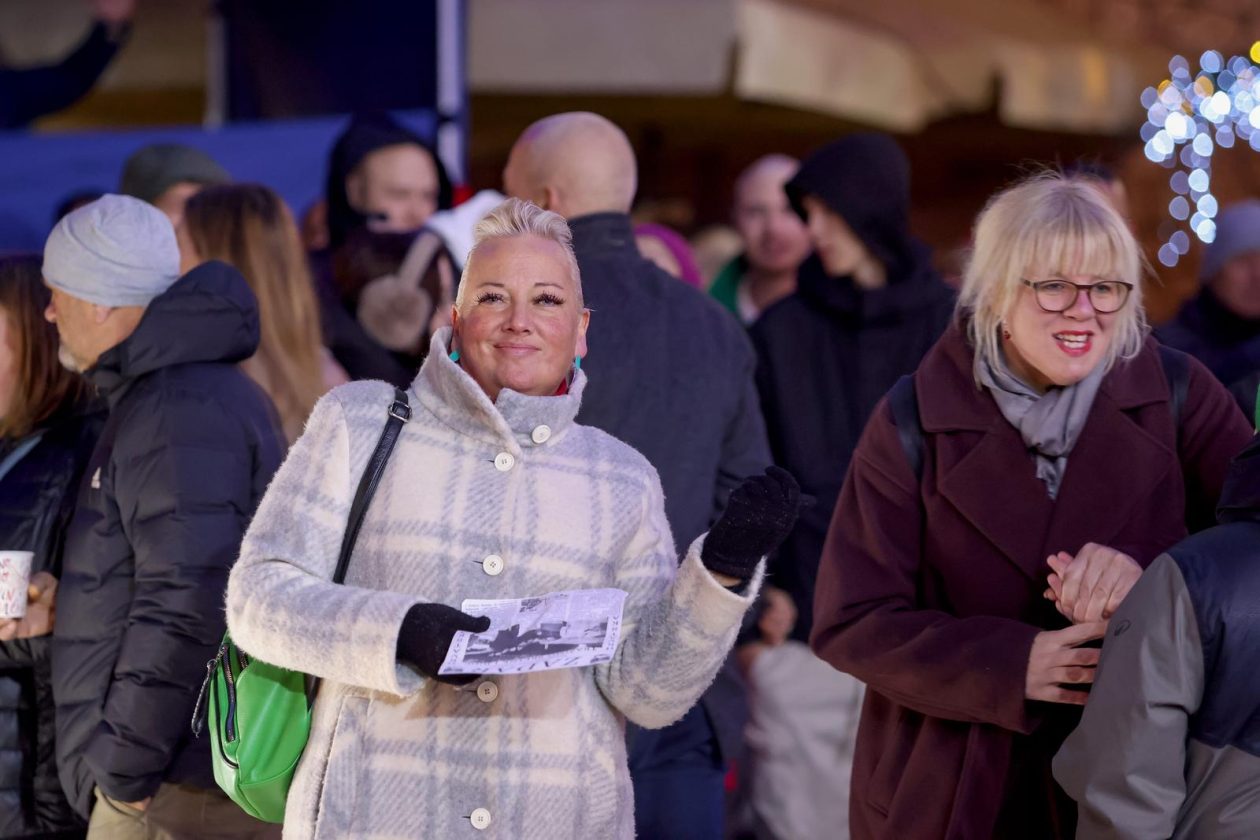 Zadar: Božićni koncert grupe Forum na Adventu u Zadru