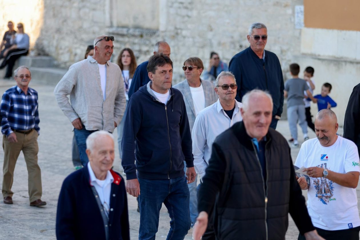 Zadar proslavio 40 godina od osvajanja košarkaške titule Zadar proslavio 40 godina od osvajanja košarkaške titule
