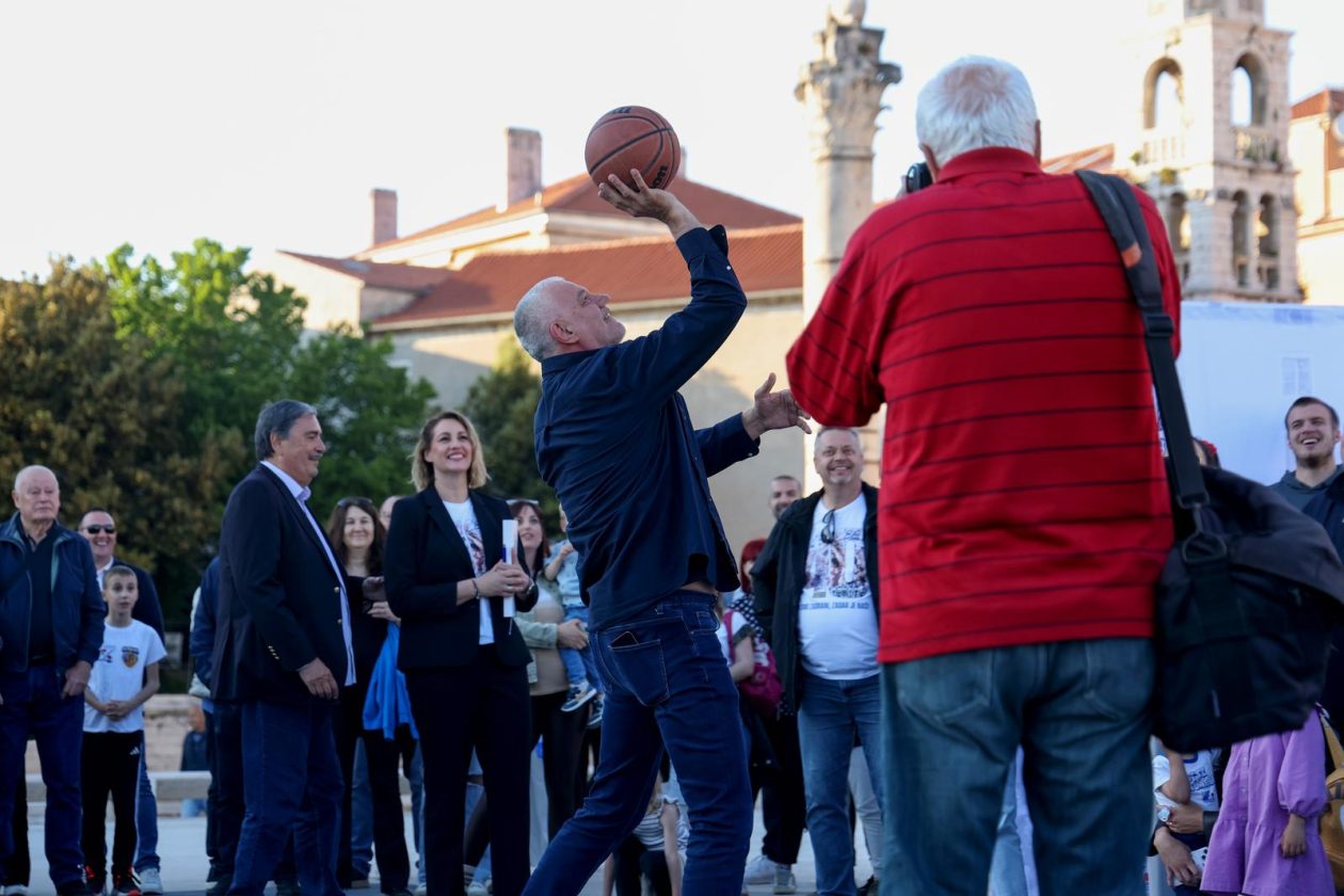 Zadar proslavio 40 godina od osvajanja košarkaške titule Zadar proslavio 40 godina od osvajanja košarkaške titule