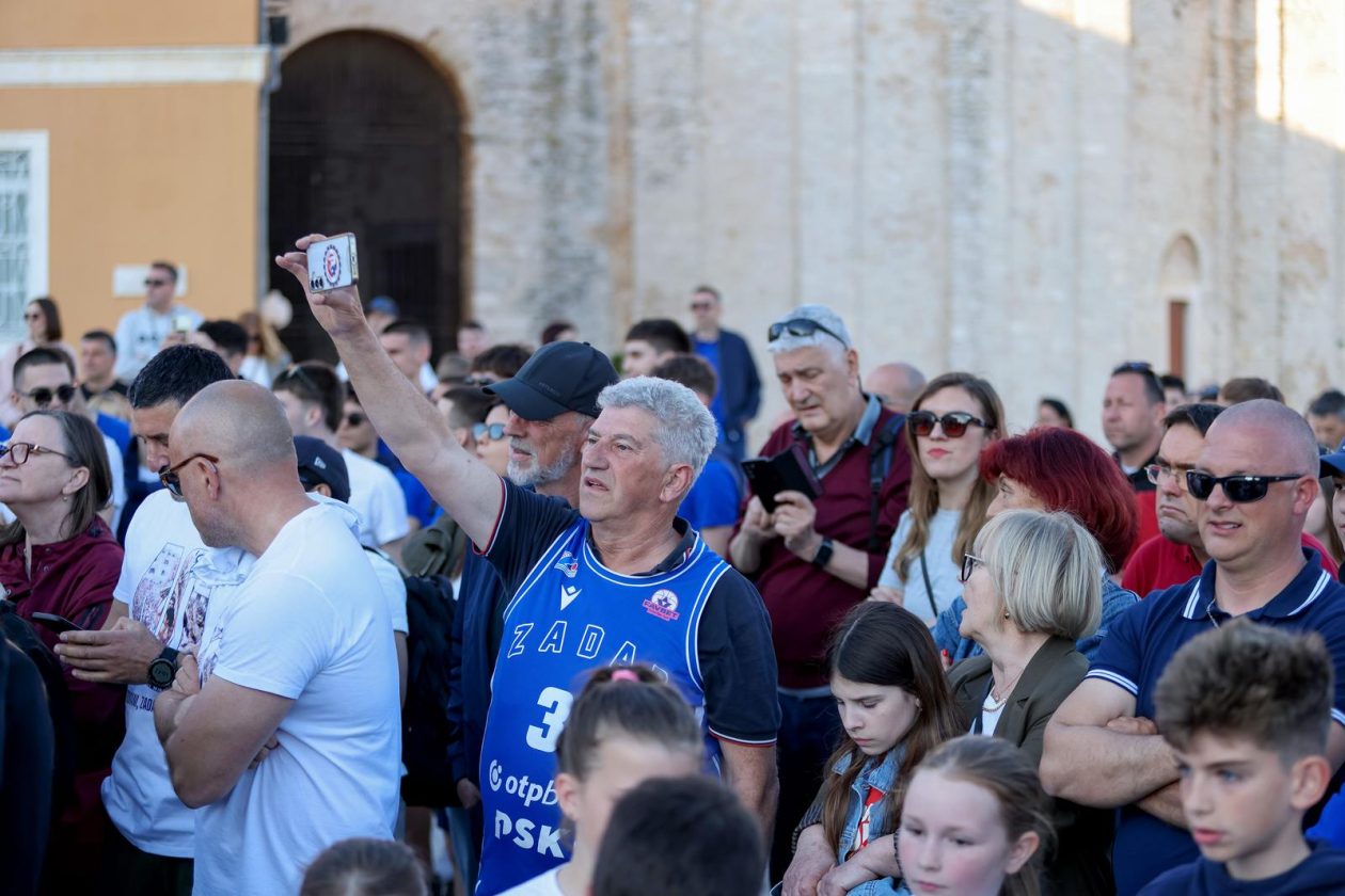 Zadar proslavio 40 godina od osvajanja košarkaške titule Zadar proslavio 40 godina od osvajanja košarkaške titule