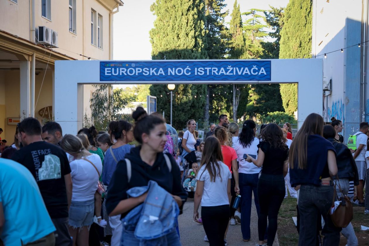 Novi kampus: Europska noć istraživača 2025. Novi kampus: Europska noć istraživača 2025.