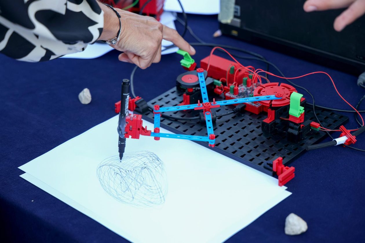 Novi kampus: Europska noć istraživača 2025. Novi kampus: Europska noć istraživača 2025.
