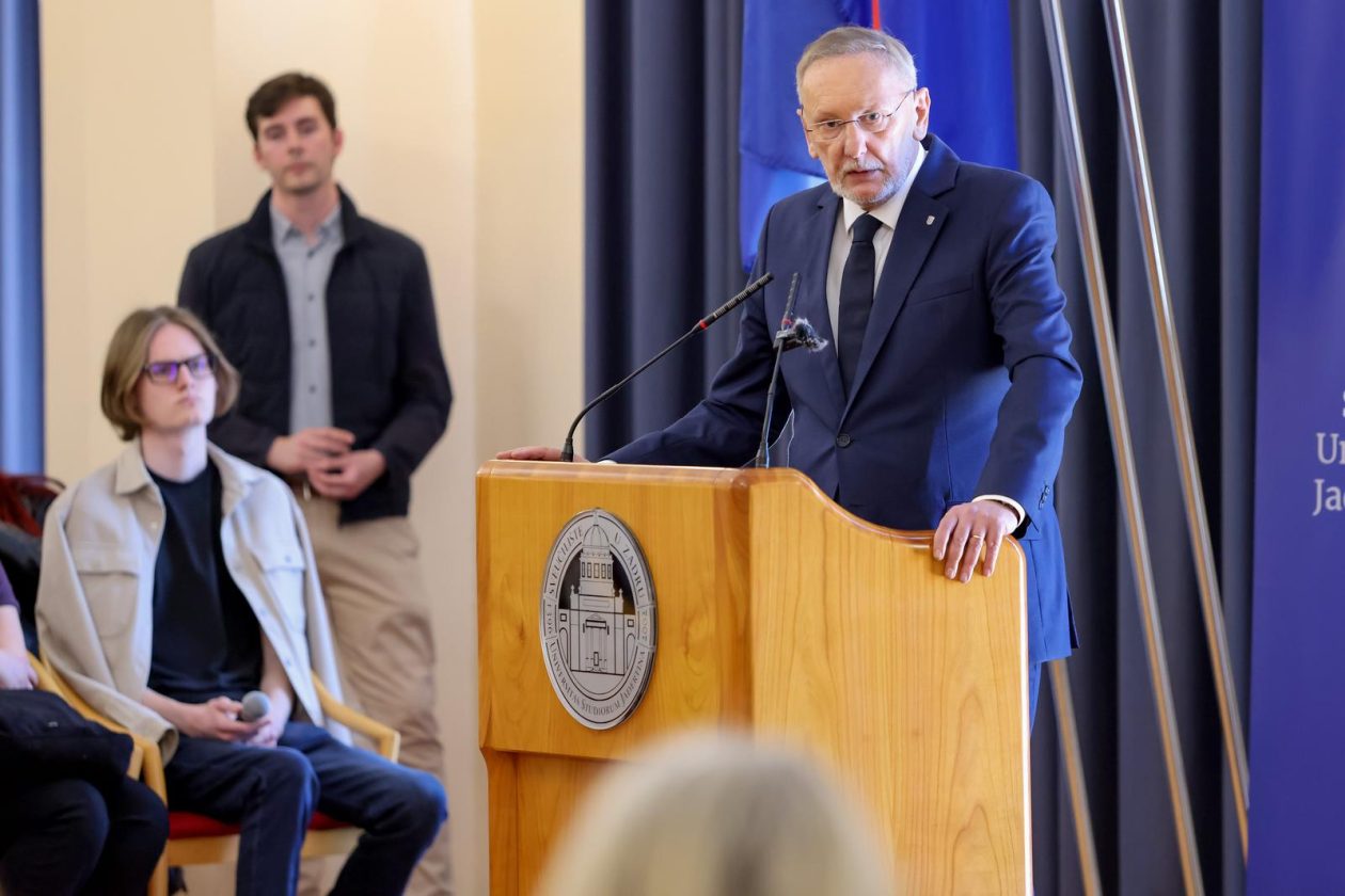Ministar unutarnjih poslova Davor Božinović posjetio je Sveučilište u Zadru