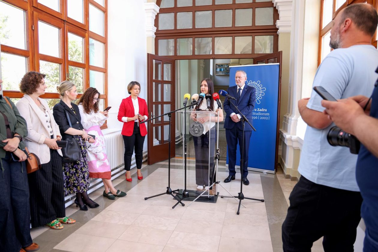 Ministar unutarnjih poslova Davor Božinović posjetio je Sveučilište u Zadru