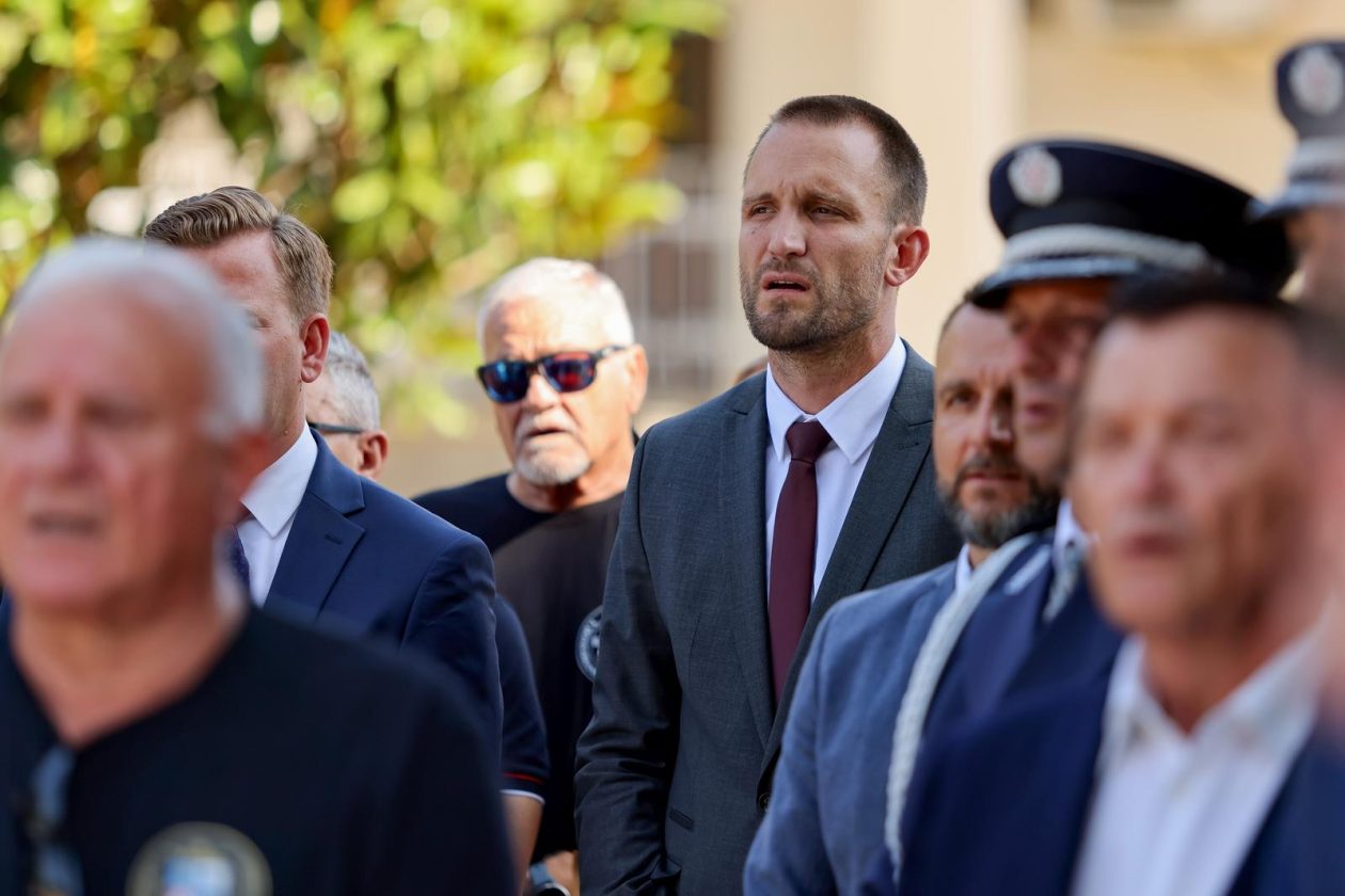 Zadar: Polaganje vijenaca i odavanje počasti poginulim pripadnicima 112. brigade