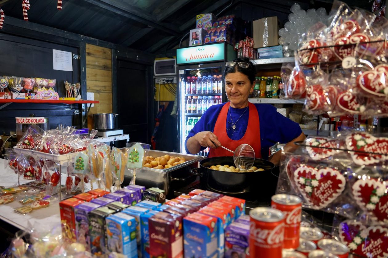 Zadar: Otvoren je Advent u Zadru Zadar: Otvoren je Advent u Zadru