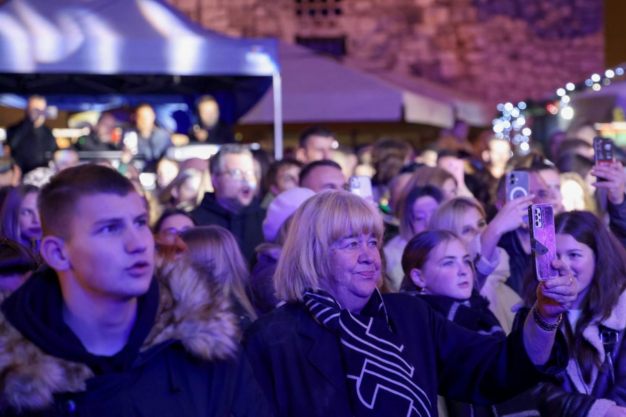 Zadar: Otvoren je Advent u Zadru Zadar: Otvoren je Advent u Zadru