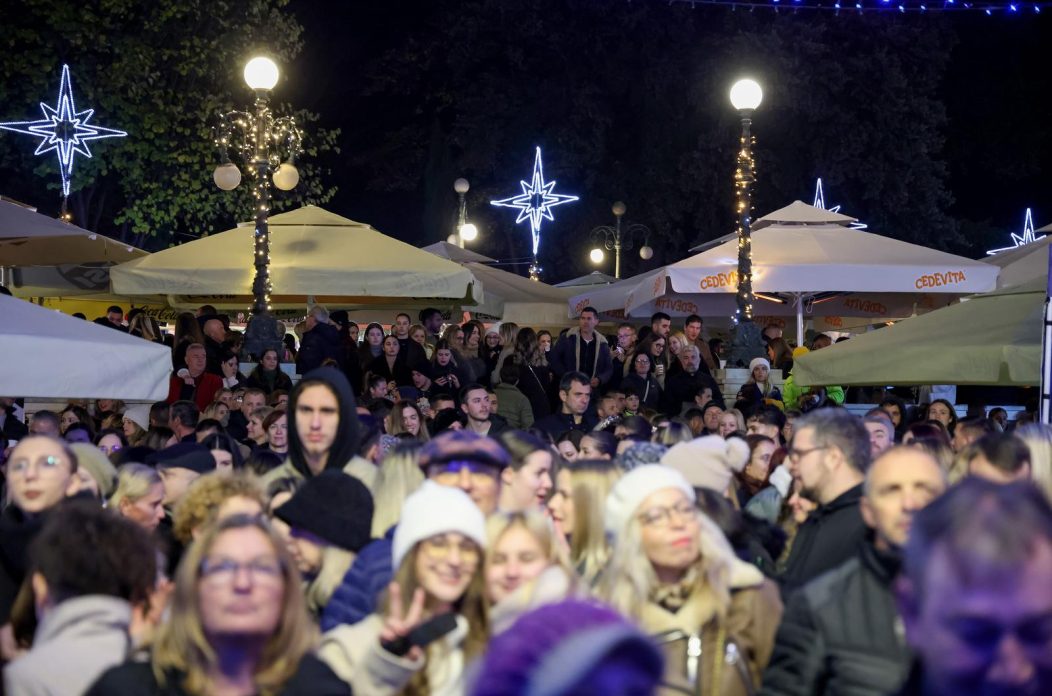 Zadar: Otvoren je Advent u Zadru