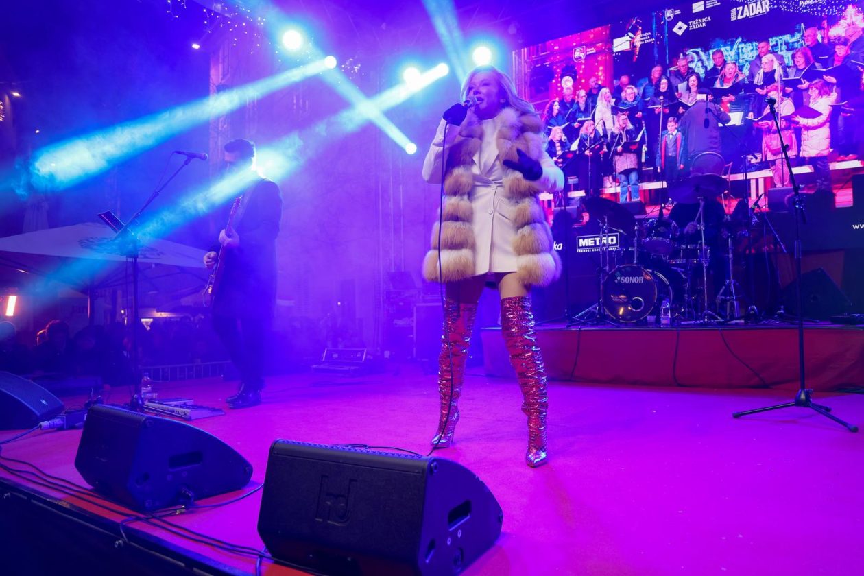 Maja Šuput na Adventu u Zadru Maja Šuput na Adventu u Zadru