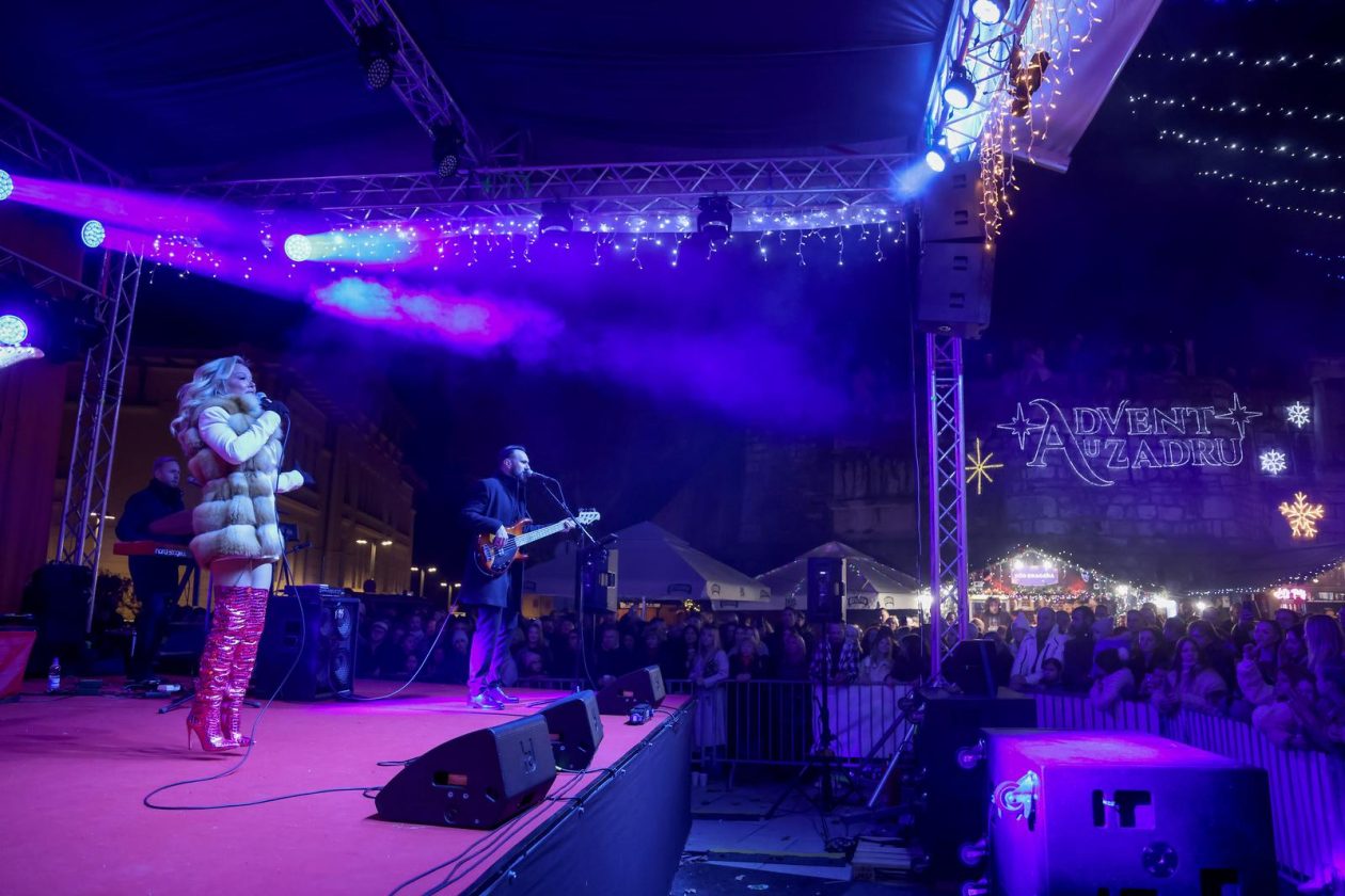 Maja Šuput na Adventu u Zadru Maja Šuput na Adventu u Zadru