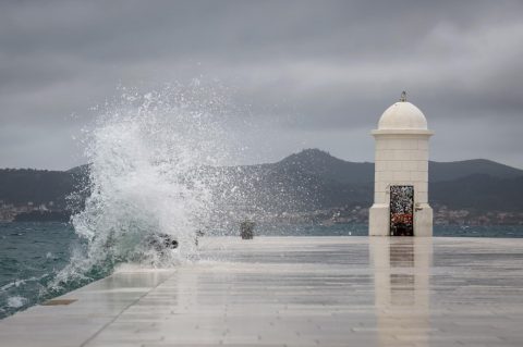 Zadar: Kiša i jugo u gradu