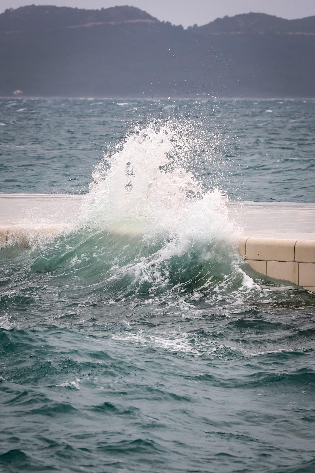 Zadar: Kiša i jugo u gradu