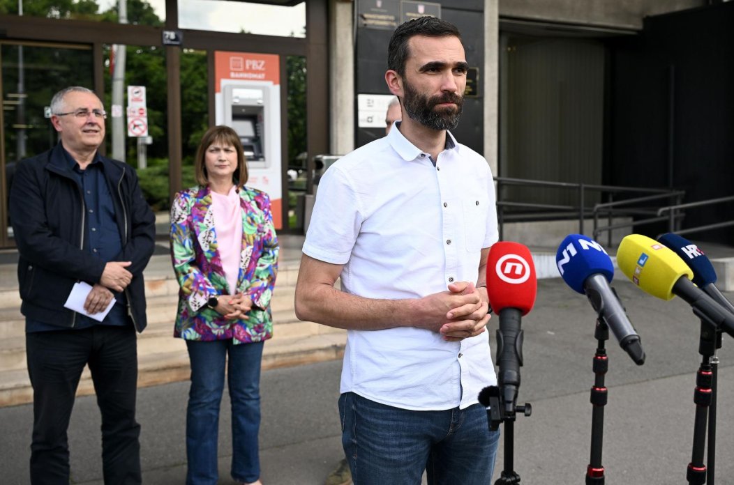 preporod Zagreb: Zajednička konferencija za medije Sindikata odgoja i obrazovanja preporod Zagreb: Zajednička konferencija za medije Sindikata odgoja i obrazovanja