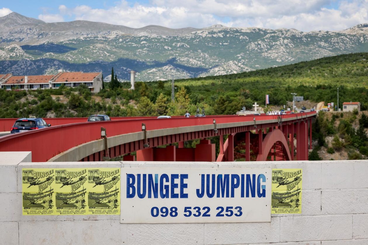 Maslenica: Otvaranje sezone Bungee jumpinga na Masleničkom mostu