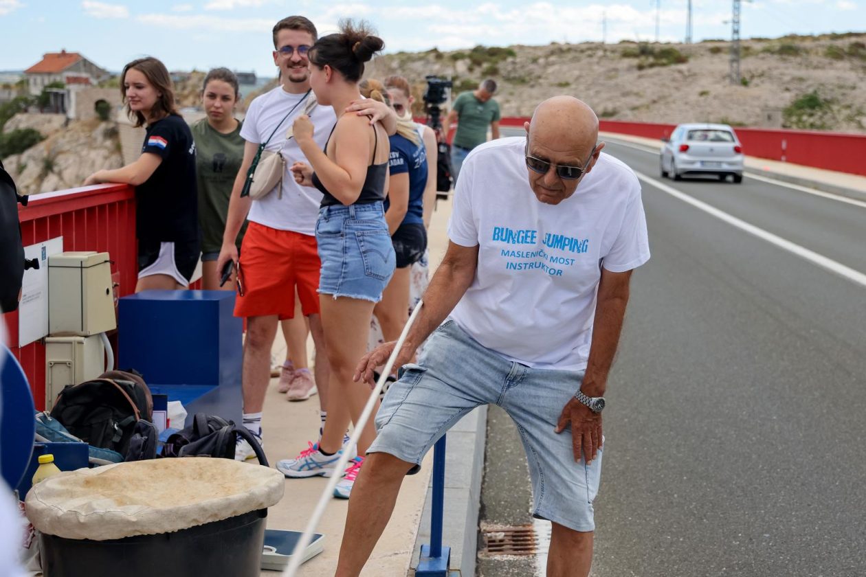 Maslenica: Otvaranje sezone Bungee jumpinga na Masleničkom mostu