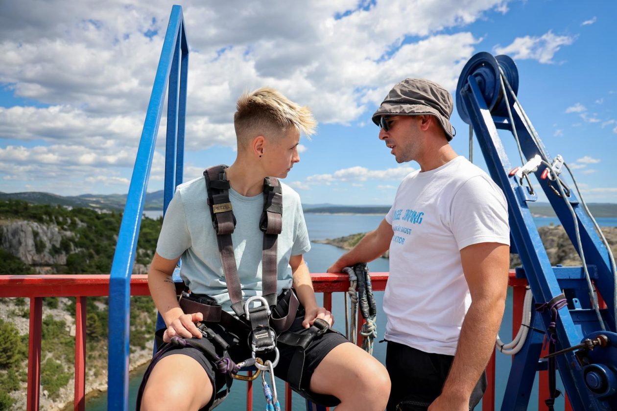 Maslenica: Otvaranje sezone Bungee jumpinga na Masleničkom mostu