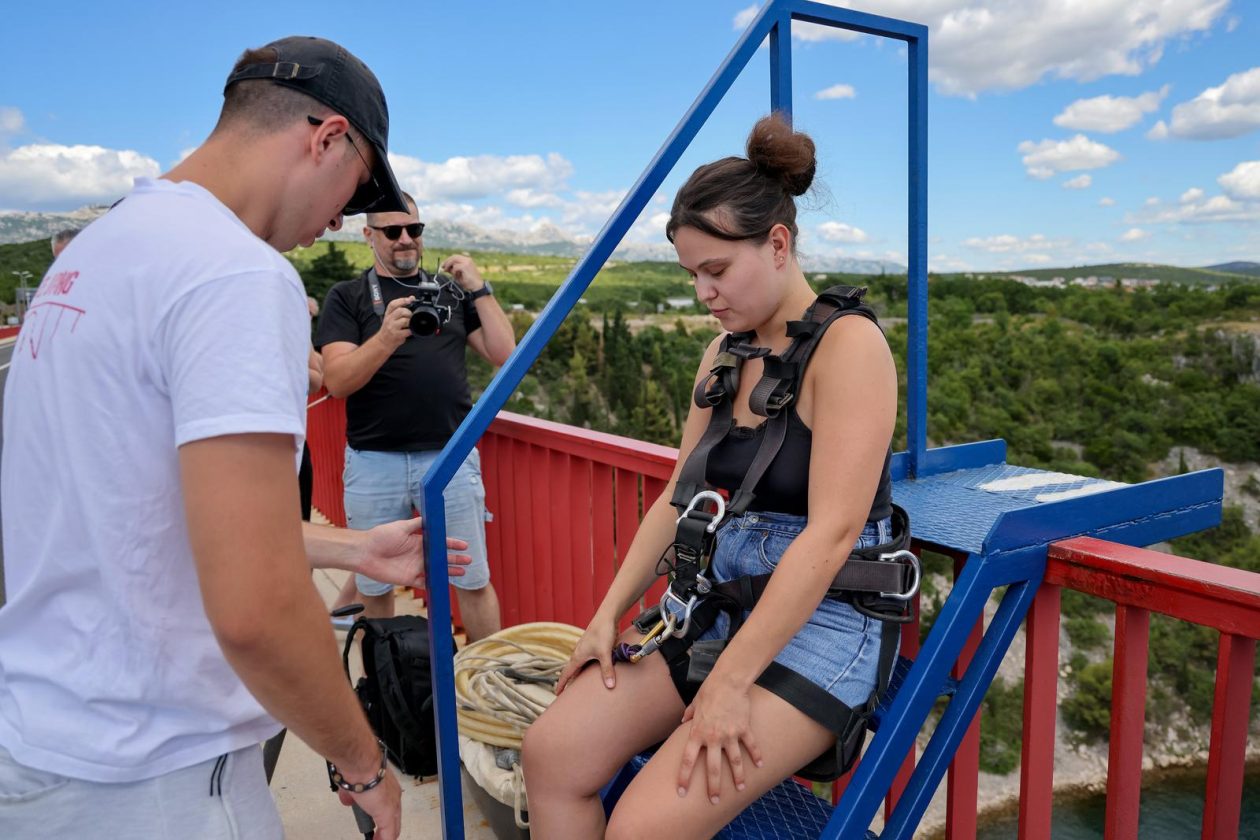 Maslenica: Otvaranje sezone Bungee jumpinga na Masleničkom mostu
