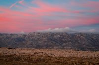 Pag: Boje zalaska iznad Velebita