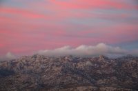 Pag: Boje zalaska iznad Velebita