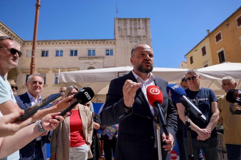 Zadar: Konferencija za medije povodom zajedničke kampanje SDP-a i Možemo! “Plenkovićeva inflacija“ Zadar: Konferencija za medije povodom zajedničke kampanje SDP-a i Možemo! “Plenkovićeva inflacija“